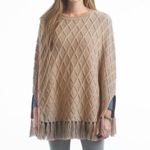🆕 [A Ruby] Diamond Knit Oatmeal Poncho Sz: 3/4-M/L